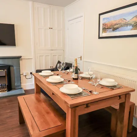 6 Calgarth View * Windermere